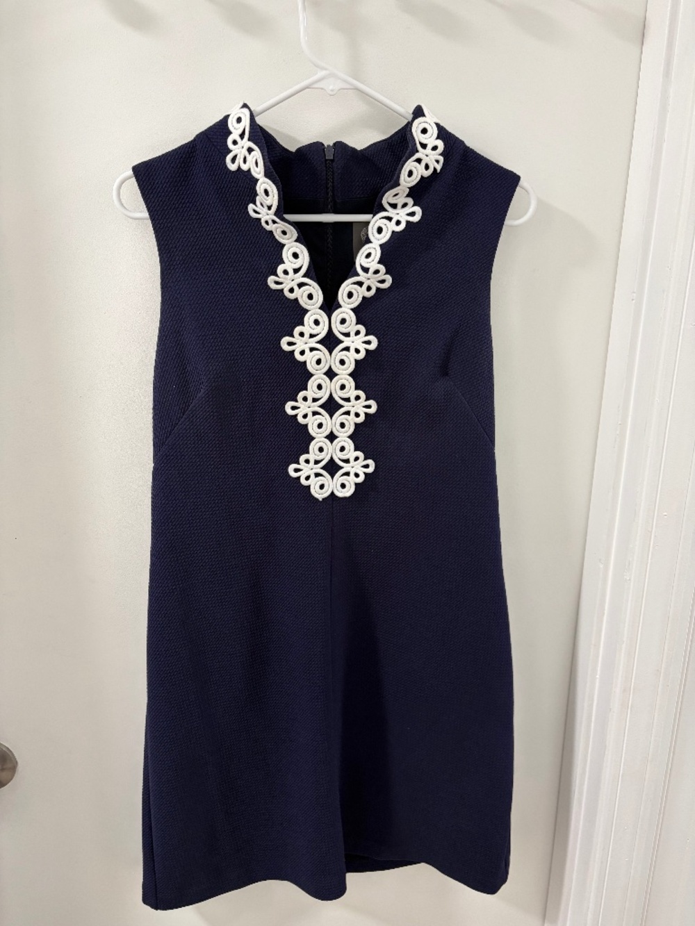 Elegant Vince Camuto dress